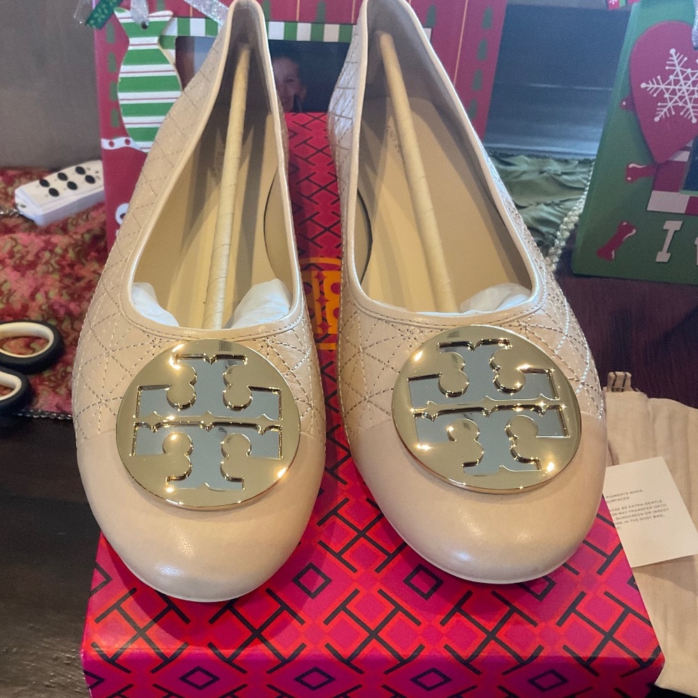 TORY BURCH Claire Quilted Ballet Flats in New Porcelain,BNIB,MSRP$258 So